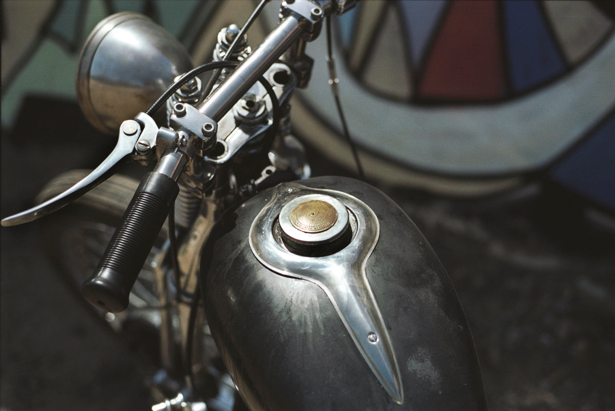 A photo of the bike's oil tank